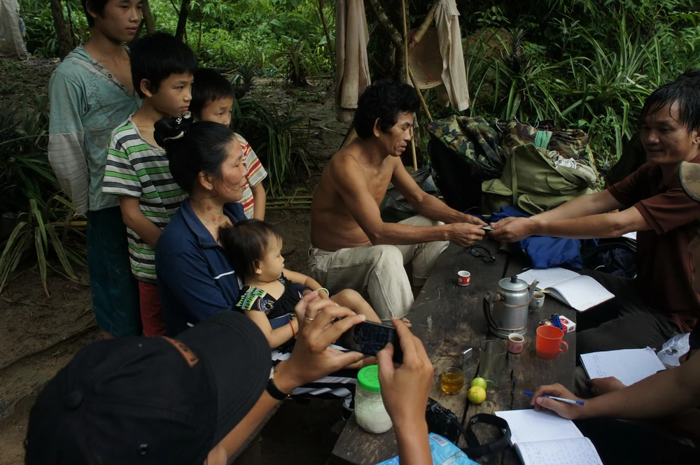 Cuộc sống giữa rừng sâu núi thẳm ảnh 5